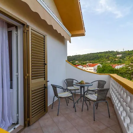 With Parking Space Palit, Rab - 24376 Appartamento Rab Town