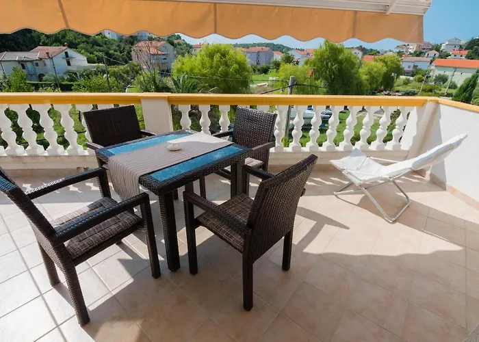 아파트 With Parking Space Palit, Rab - 24376 *